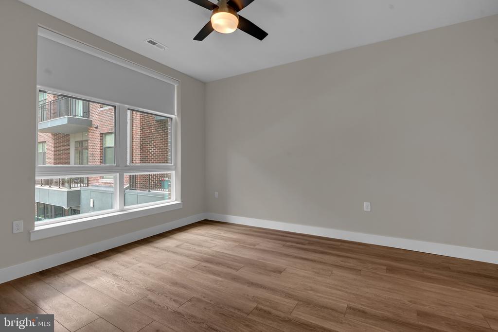 1761 Old Meadow Rd #221 — photo 11