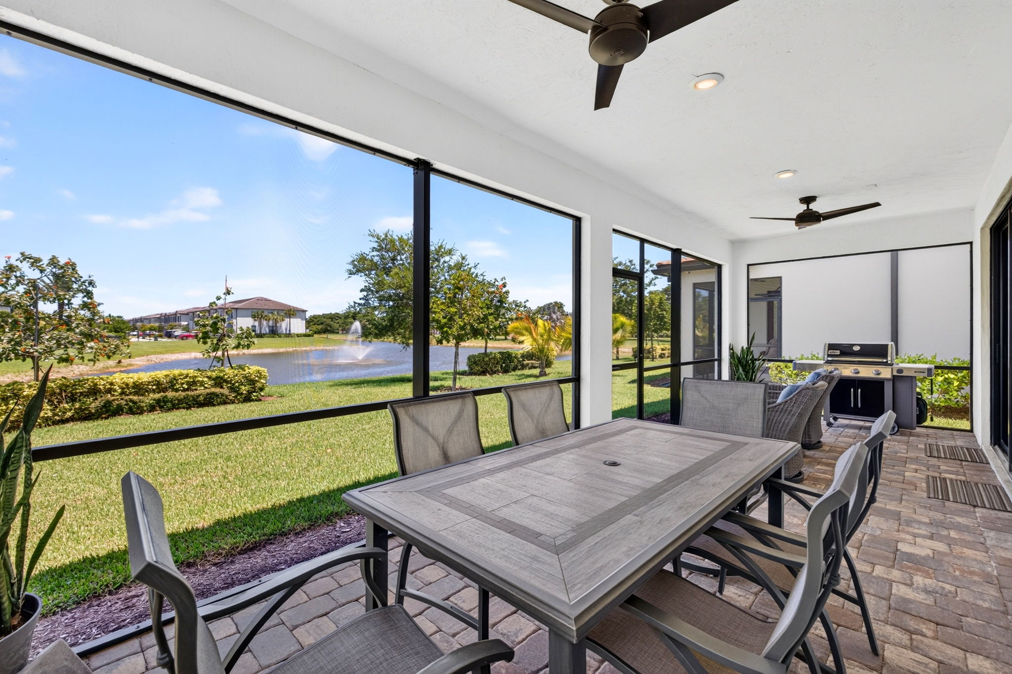 4460 Gramercy Dr — photo 8