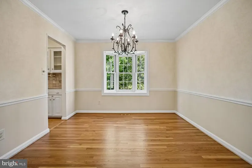 5303 Dunleigh Ct — photo 8