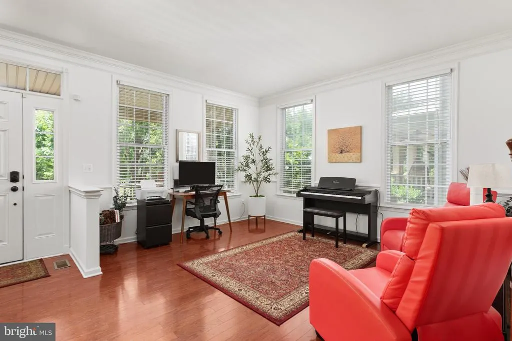 15610 Admiral Baker Circle — photo 4