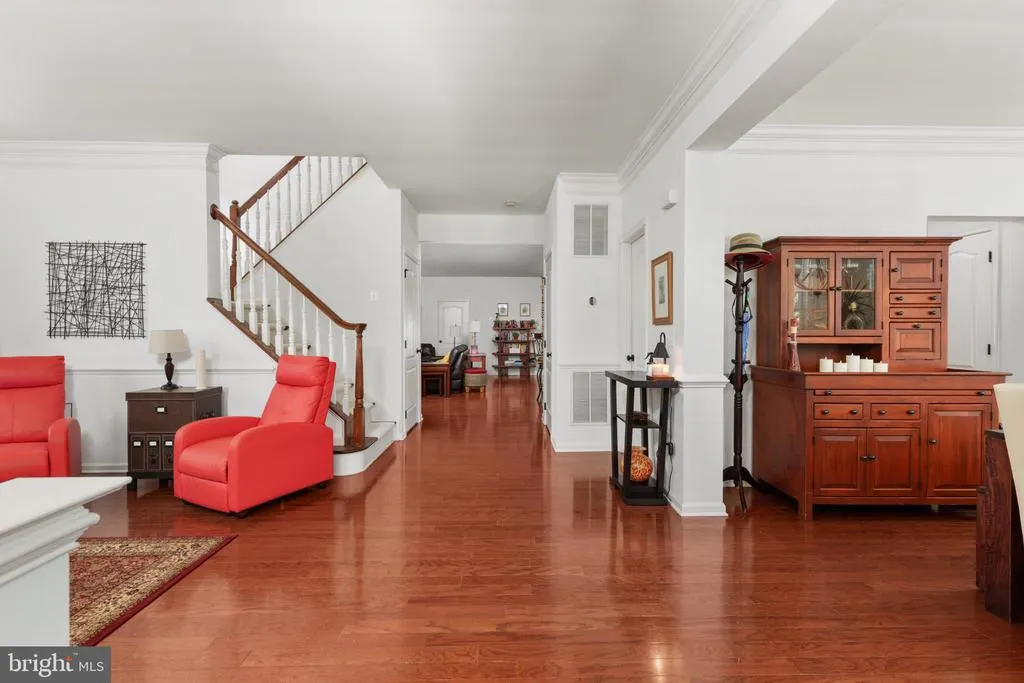 15610 Admiral Baker Circle — photo 3