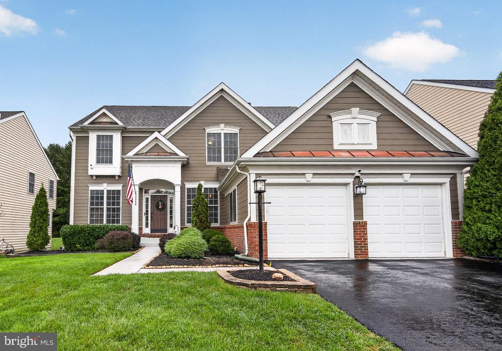 8358 Mineral Springs Drive — photo 1