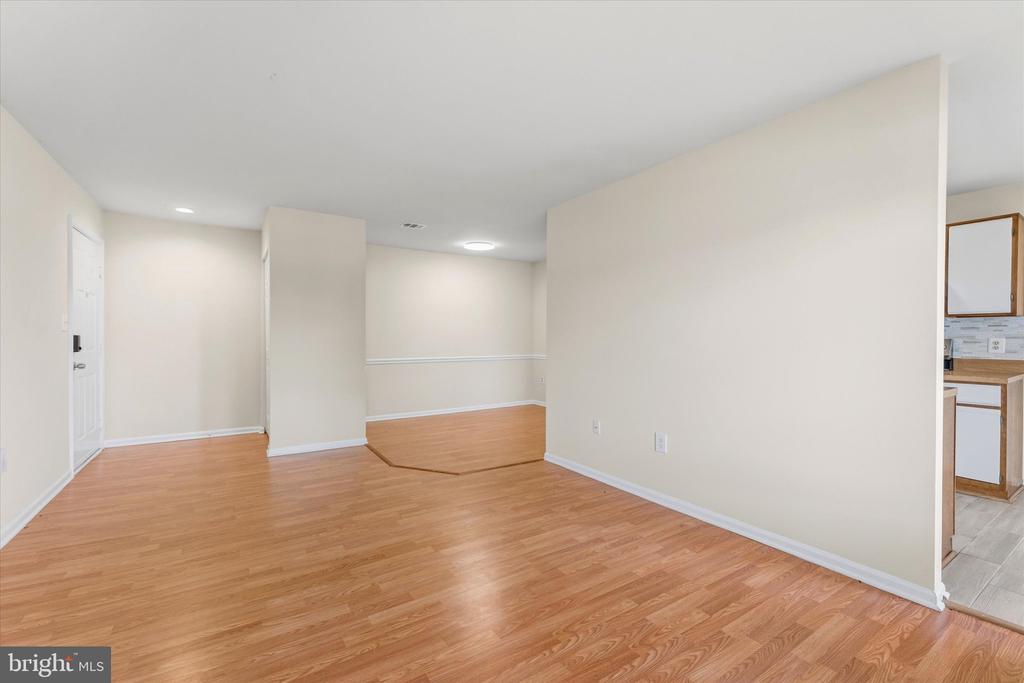 8383 Buttress Lane # 302 — photo 4