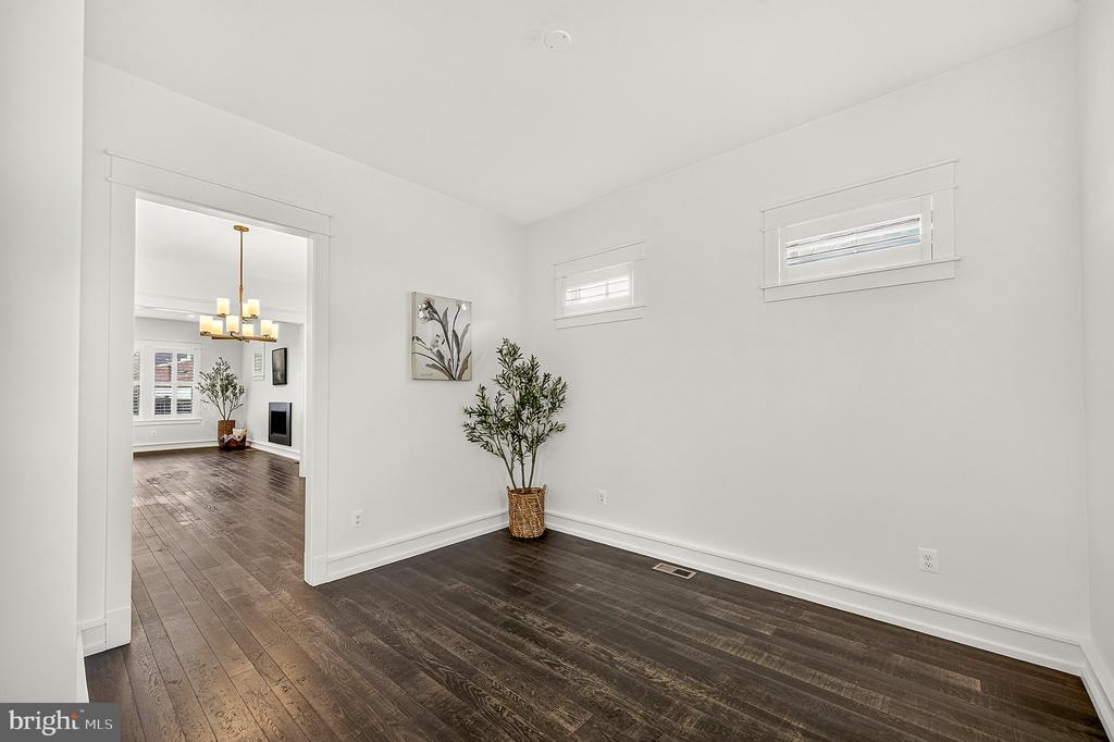643 Jefferson Street — photo 14