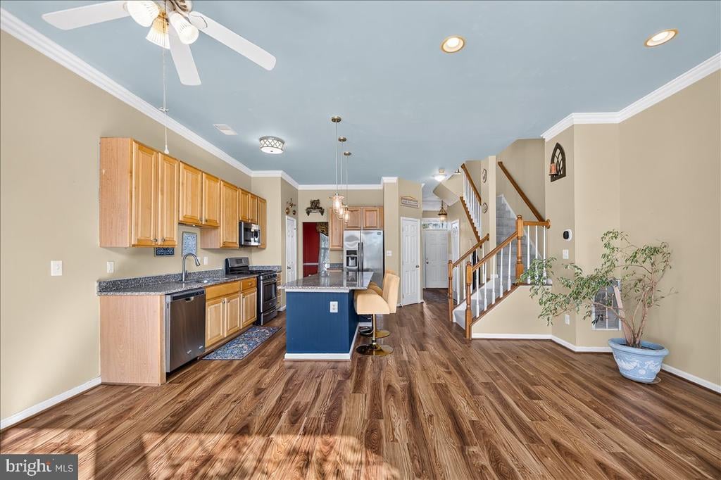 26129 Nimbleton Square — photo 14