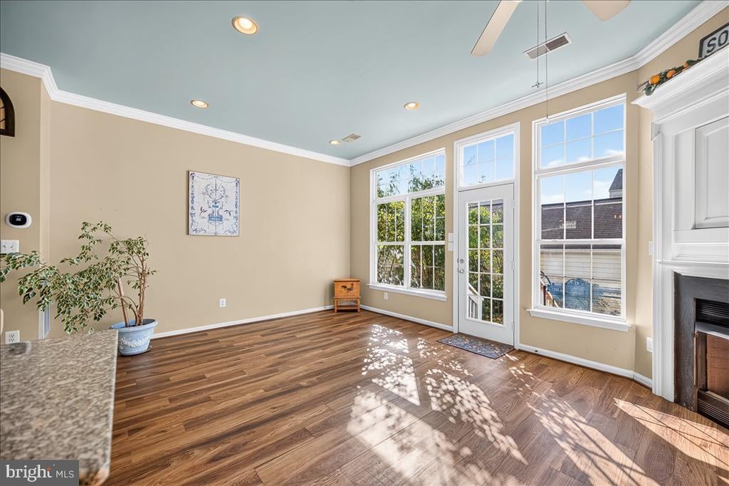 26129 Nimbleton Square — photo 15